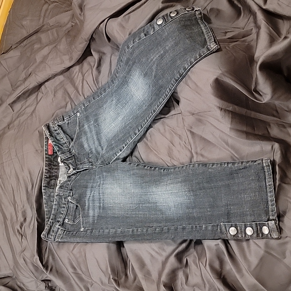 X2 Jean Capri pants size 6